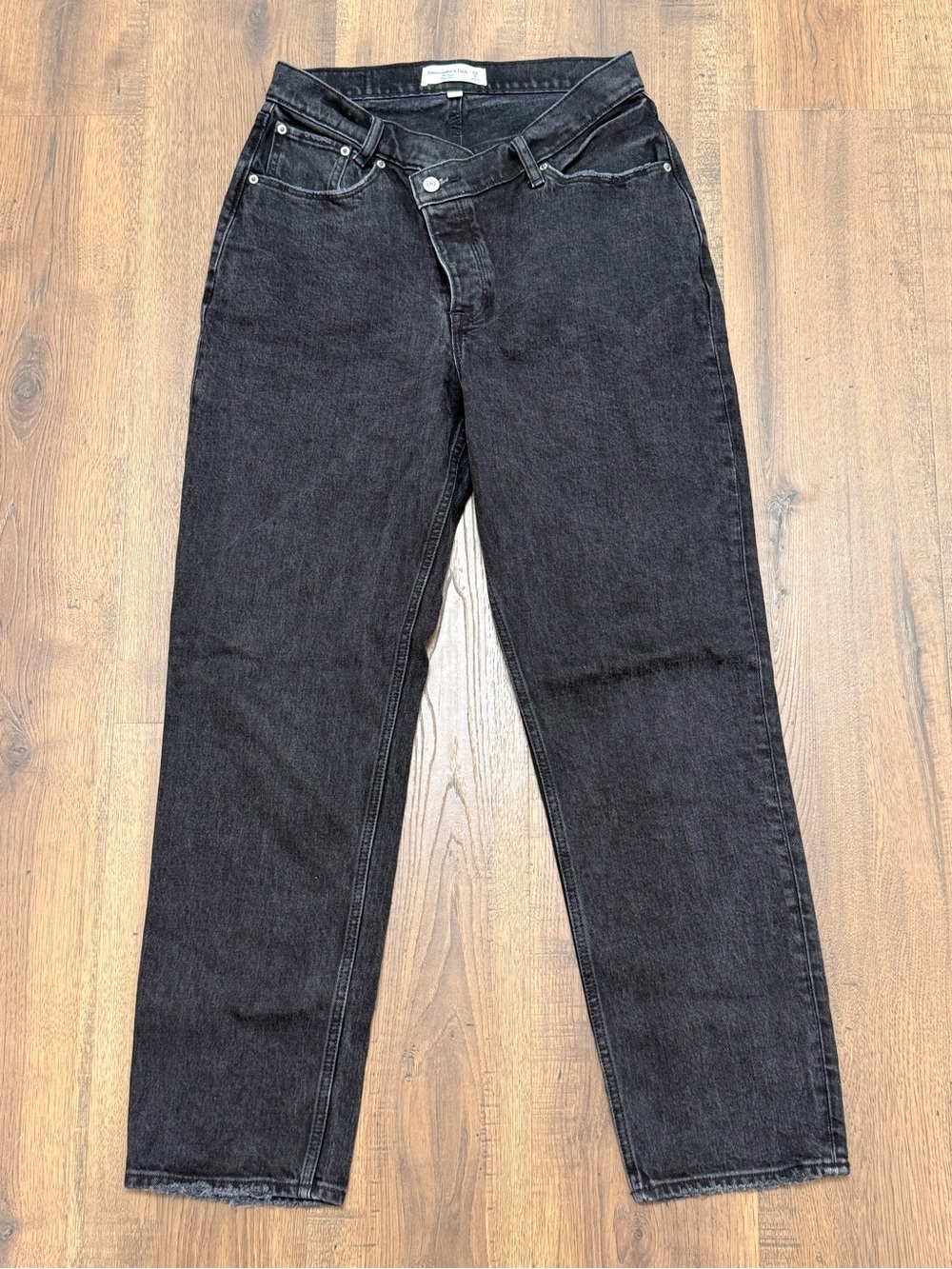 Abercrombie &‎ Fitch the Dad High Rise Black Denim Jeans Asymmetrical Waist 28